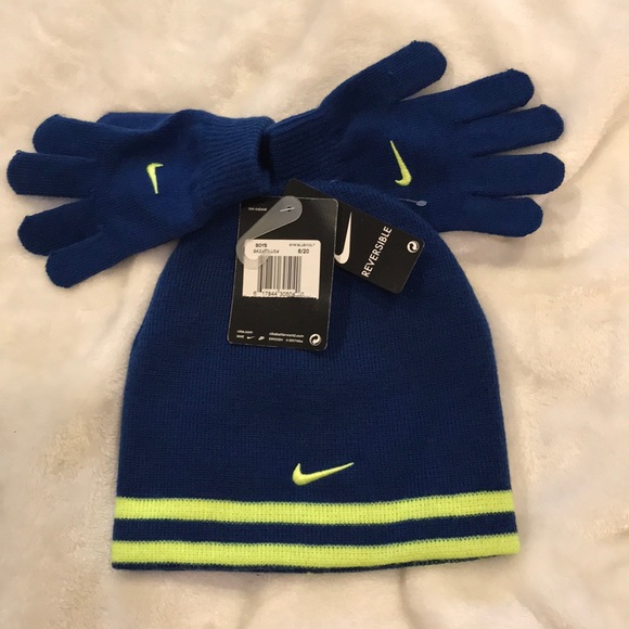 NIKE YOUTH Reversible beanie and mittens set